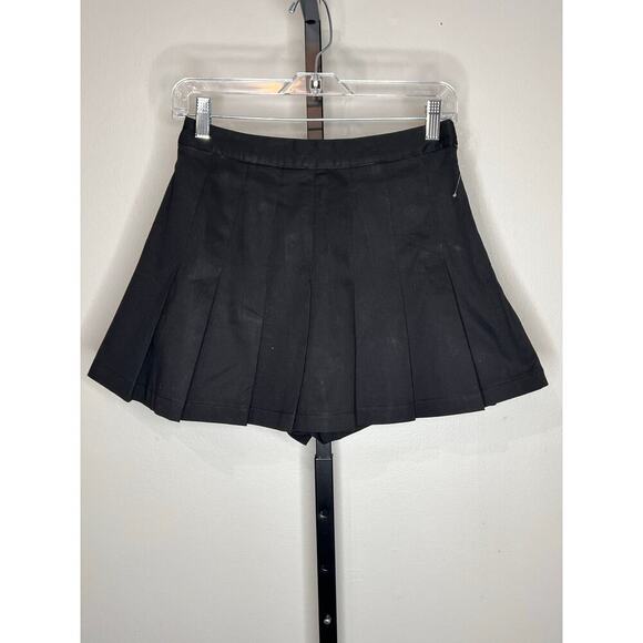 Better Me Hash High Waisted Pleated Mini Skirt with Built-In Short Black Small - Picture 2 of 7